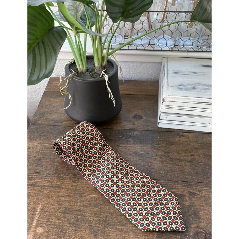 Dolce & Gabbana Silk Tie Men Red Gold Geometric Medallion Made In Italy Luxury